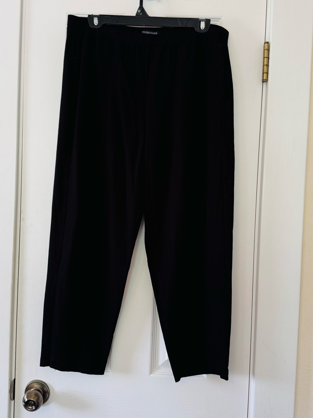 Eileen Fisher M/L Black Pull On Cropped Stretch Pants Viscose Nylon